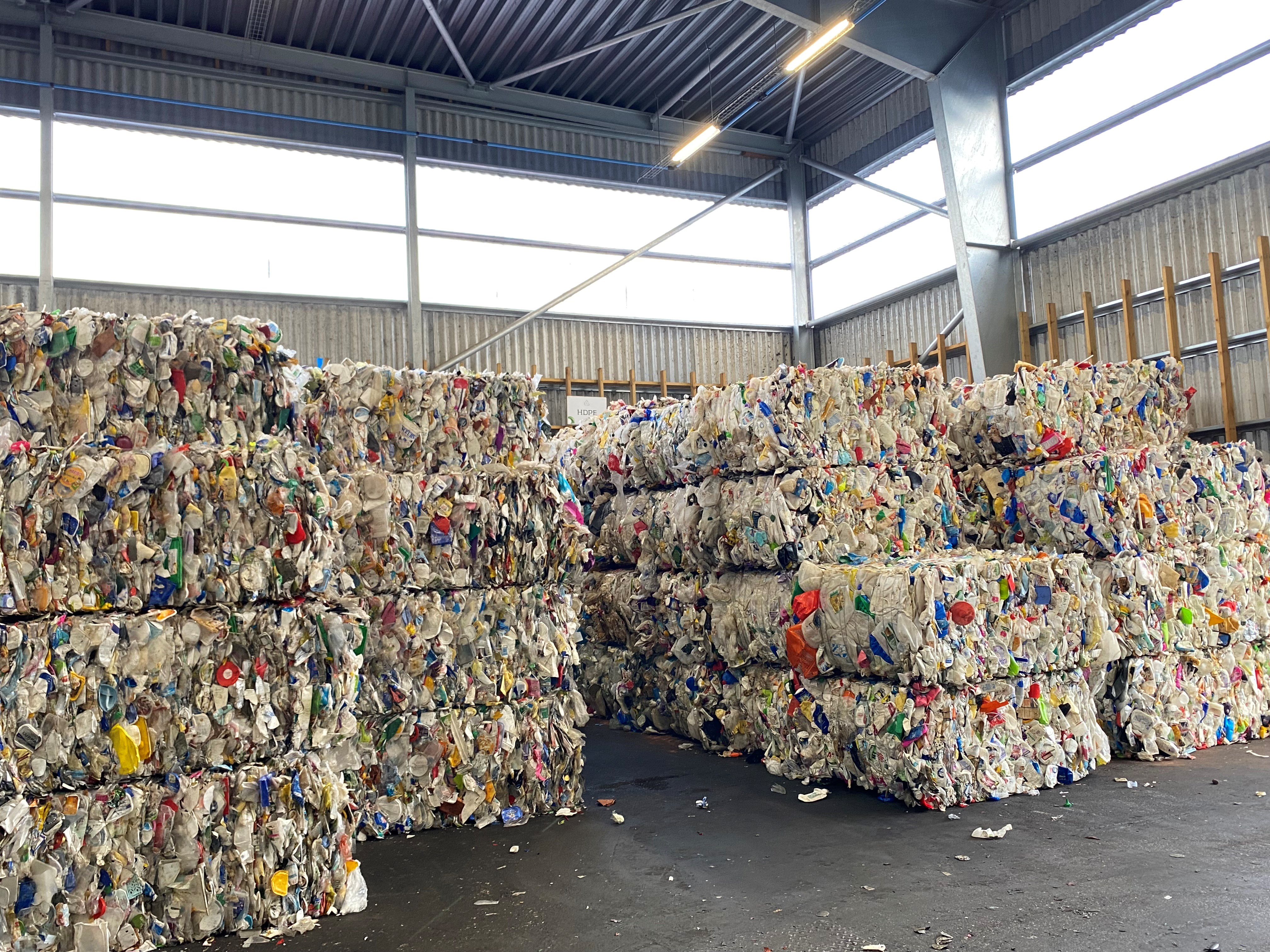 plastik affald sorteringsanlæg